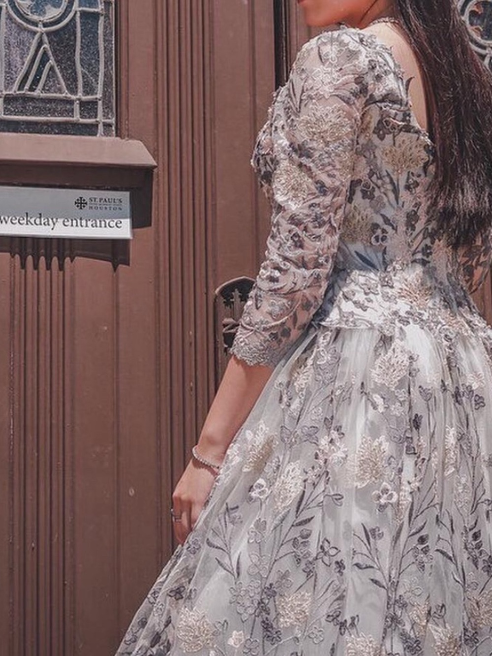 Elegant Floral embroidered Evening Gown - Light Gray & Ivory - Picture 3 of 3